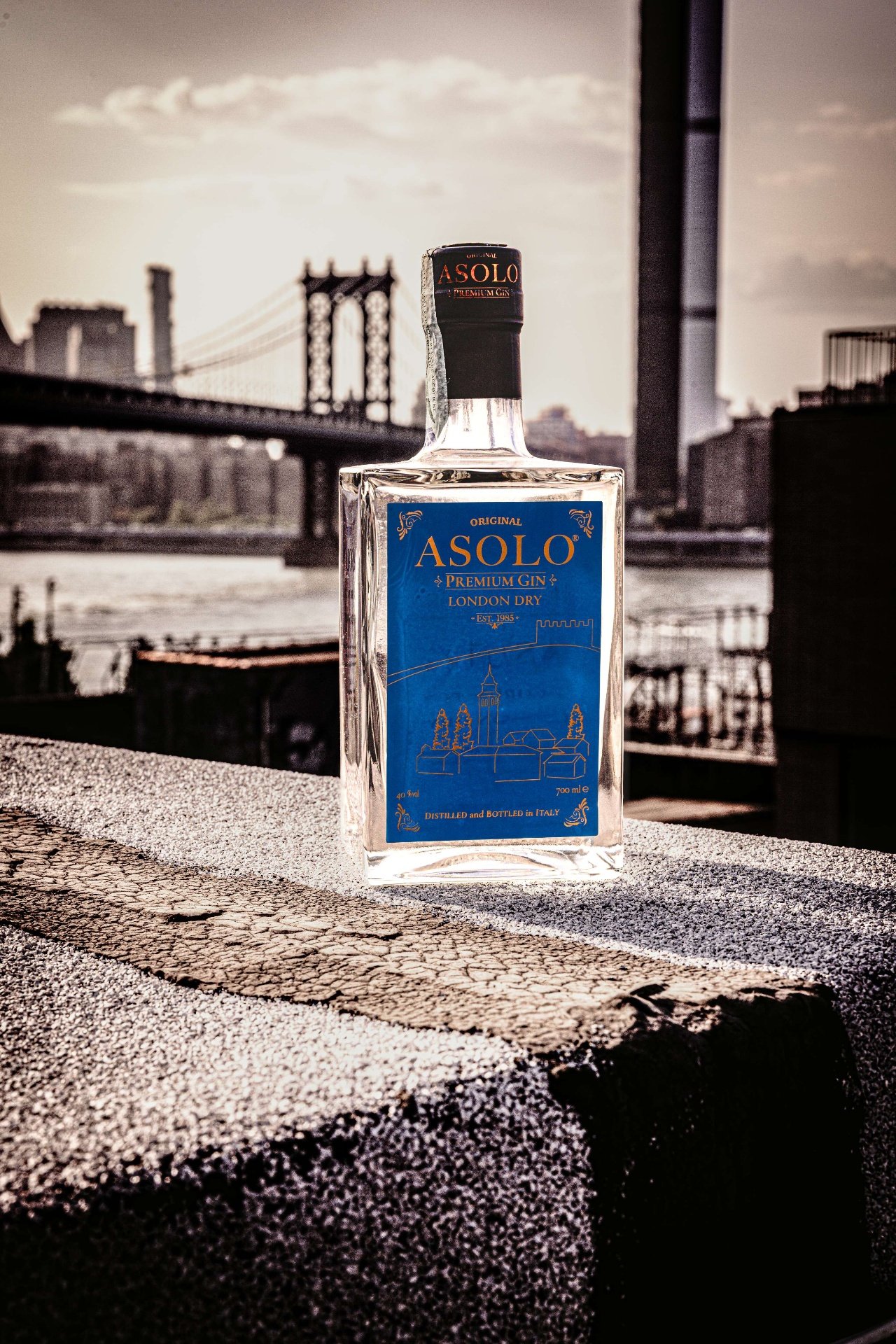 Asolo London Dry con vista su Manhattan Bridge